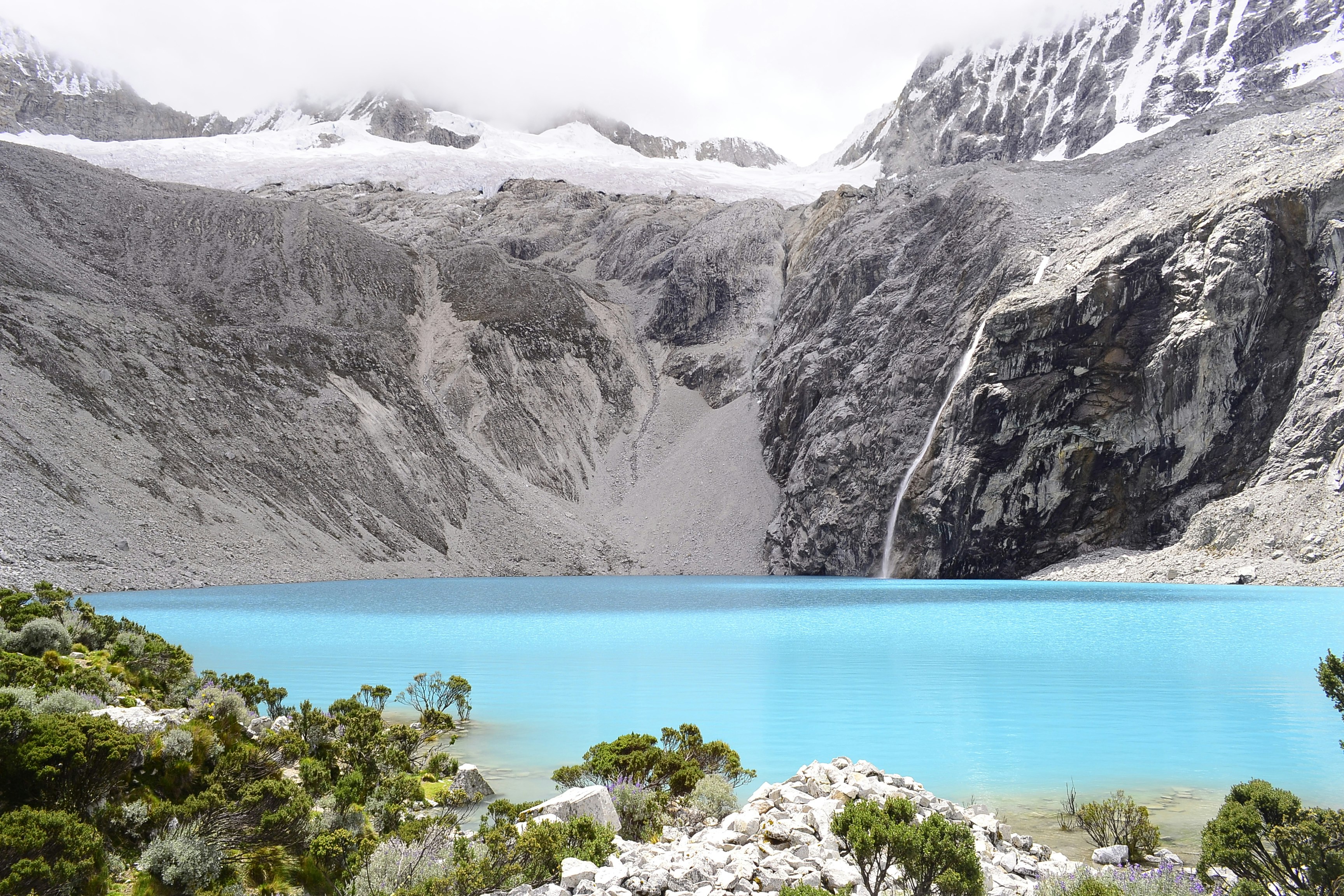 landscape photography of white and black mountain